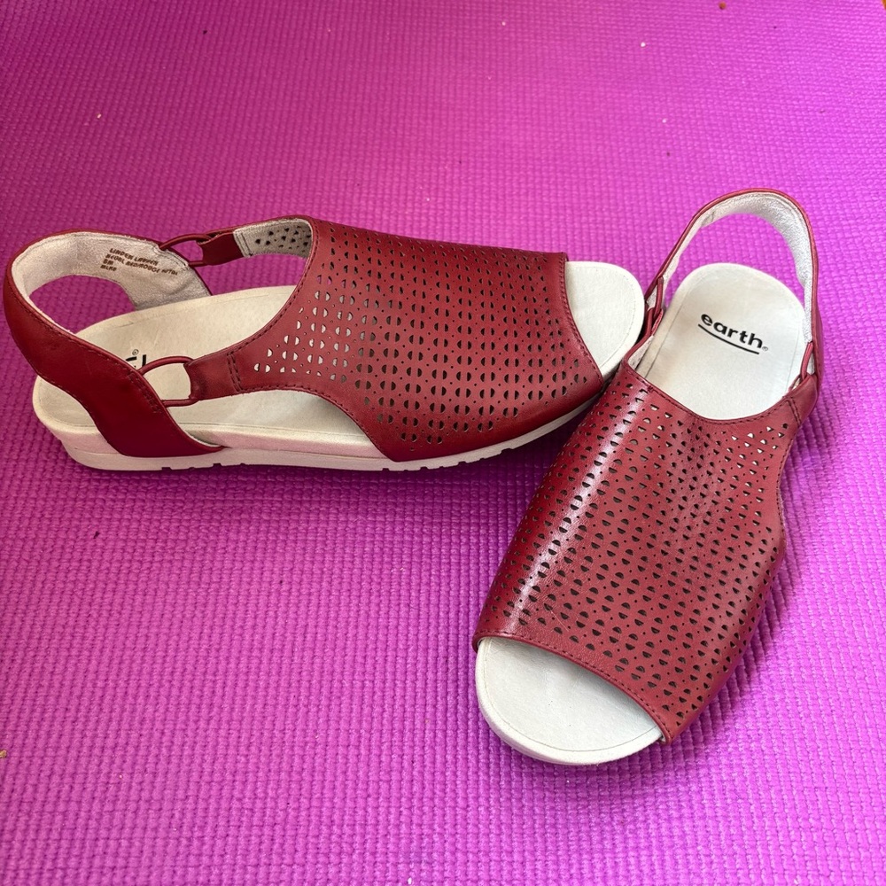 Earth | Perforated Red Leather Slip-on Sandal ♥️
